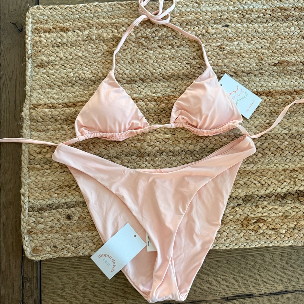 NWT Dippin Daisys Pink Triangle Bikini Set